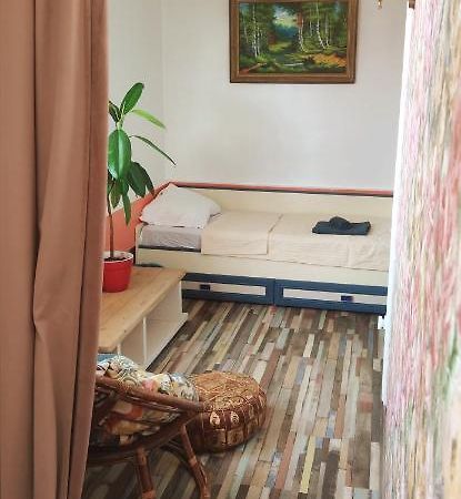 Inessa Center Budget Room تشيسيناو المظهر الخارجي الصورة
