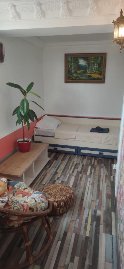 Inessa Center Budget Room تشيسيناو المظهر الخارجي الصورة
